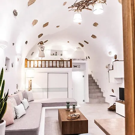 Chora Tholari Apartment *